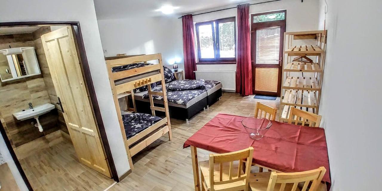 Apartmany Centrum Pavčina Lehota 외부 사진